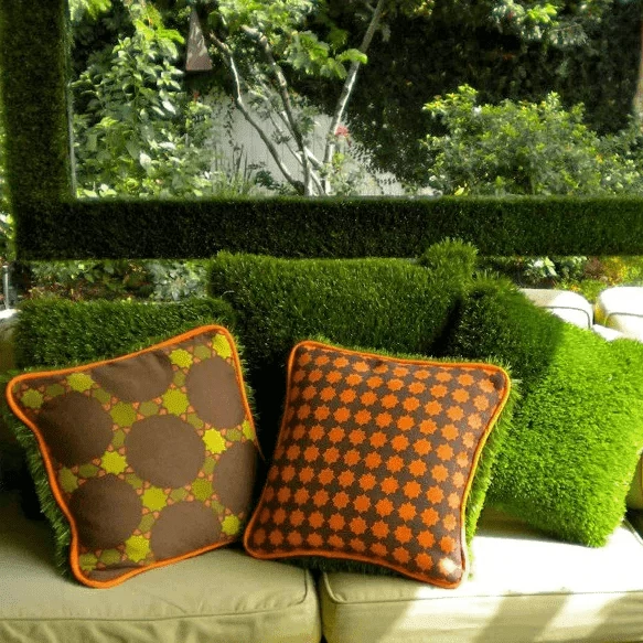 Как ухаживать за садовыми подушками?